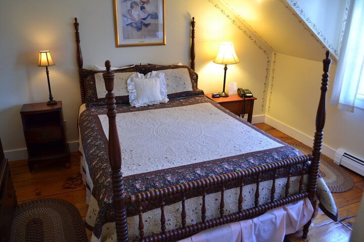 Room 40 of 108