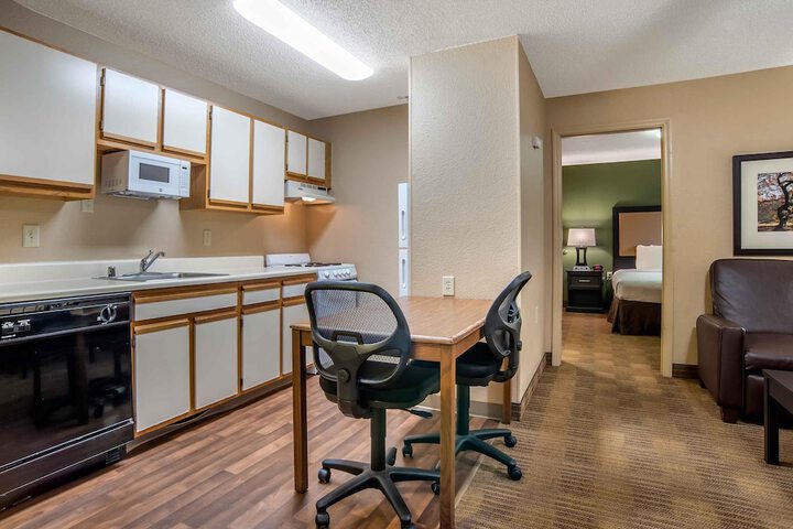 Extended Stay America Suites Cleveland Middleburg Heights