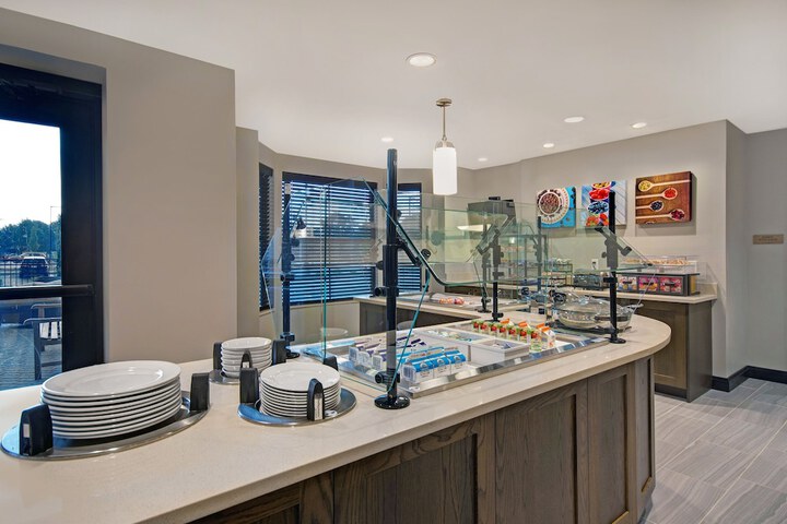 Staybridge Suites Sterling Heights - Detroit by IHG