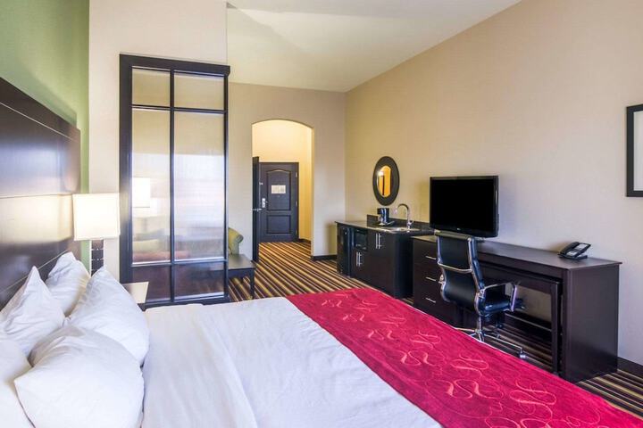 Room 18 of 47