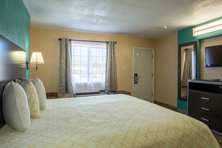 Room 31 of 35
