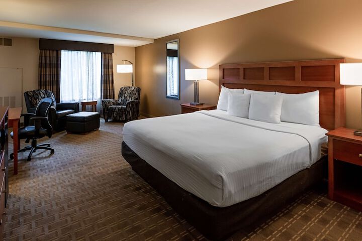 Room 42 of 50