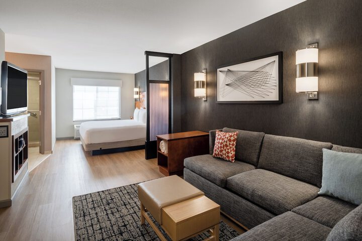 Room 15 of 22