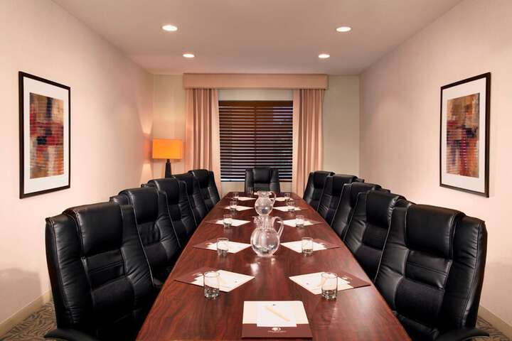 DoubleTree by Hilton Hotel Vancouver