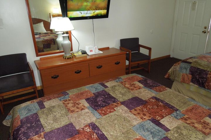 Room 32 of 41