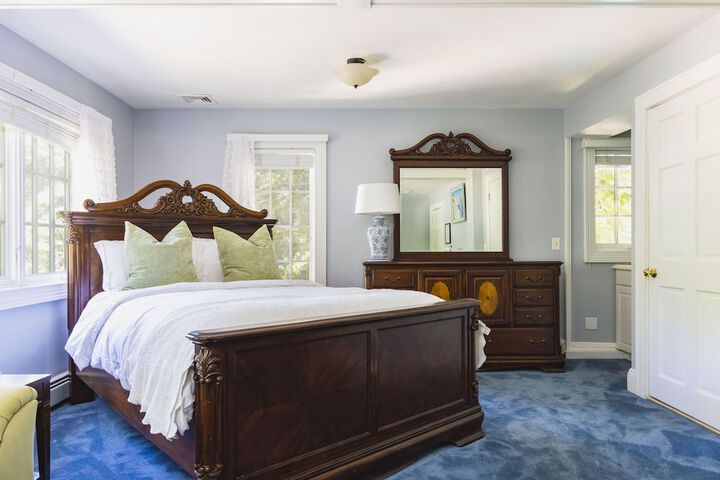Room 16 of 40