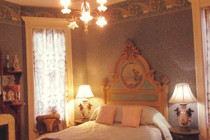 Room 21 of 24
