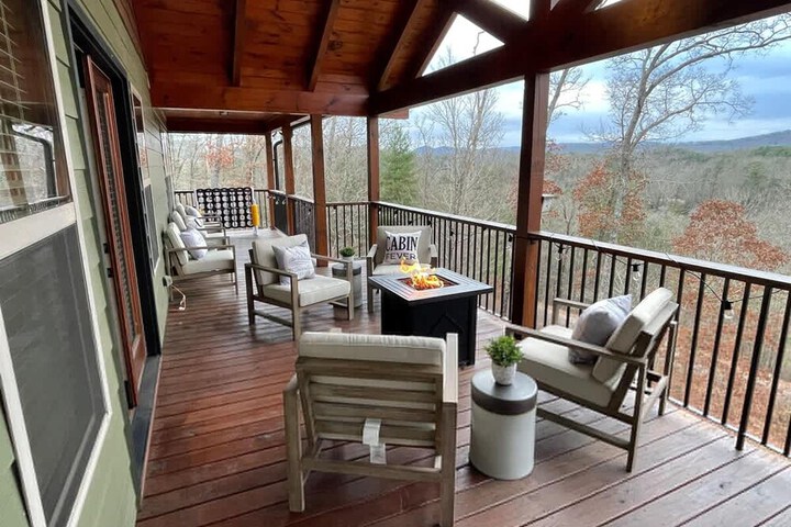 Gorgeous Blue Ridge Views Spacious Retreat With spa