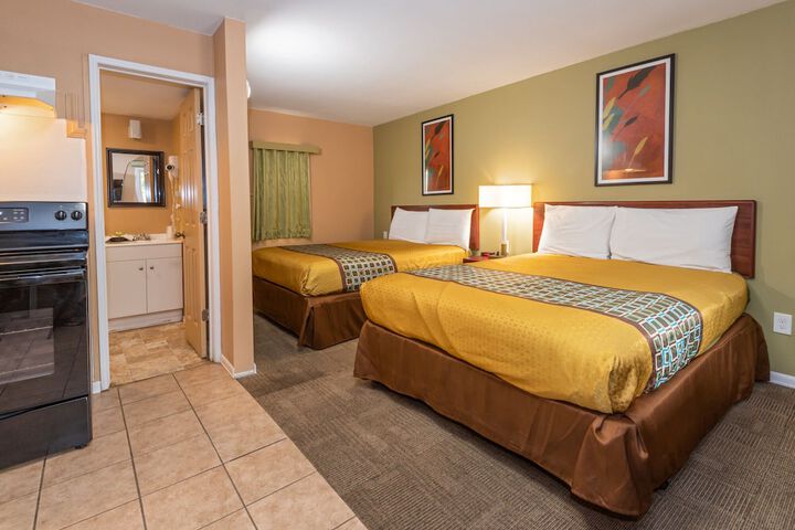 Town Motel