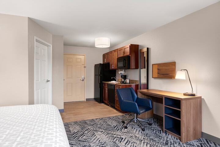 Room 74 of 85