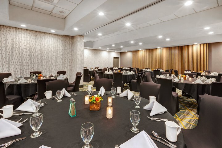 Holiday Inn Grand Rapids Downtown by IHG