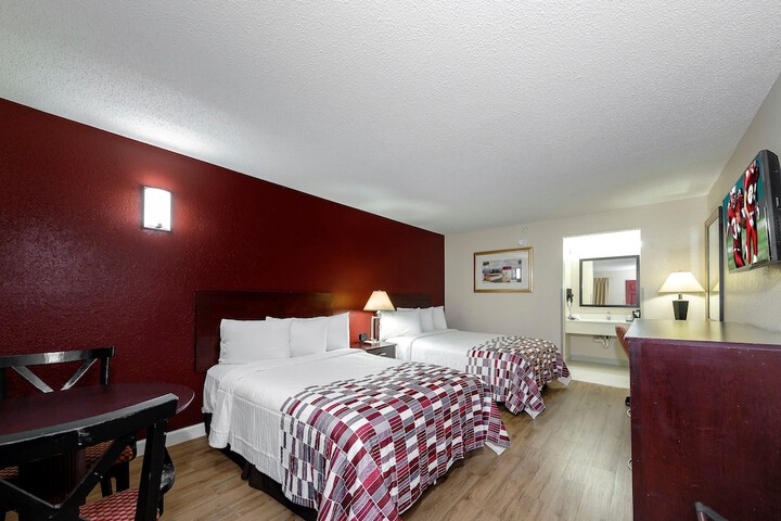 Room 20 of 33