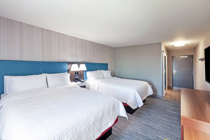 Room 21 of 33