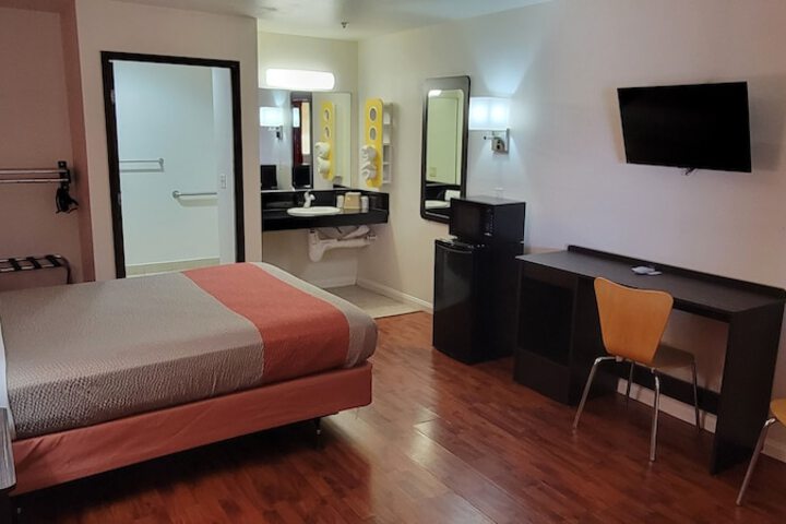 Room 55 of 58