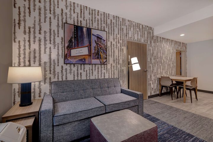 Room 46 of 93
