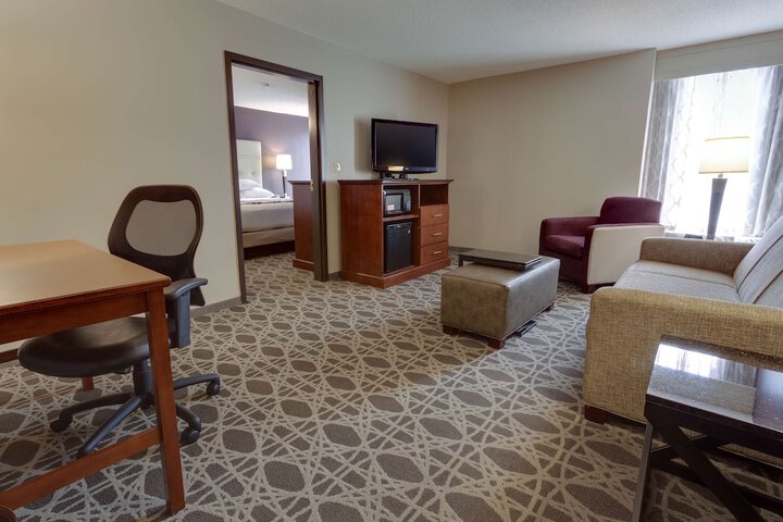 Room 19 of 46