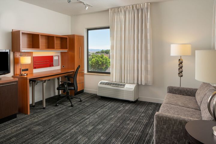 Room 30 of 36