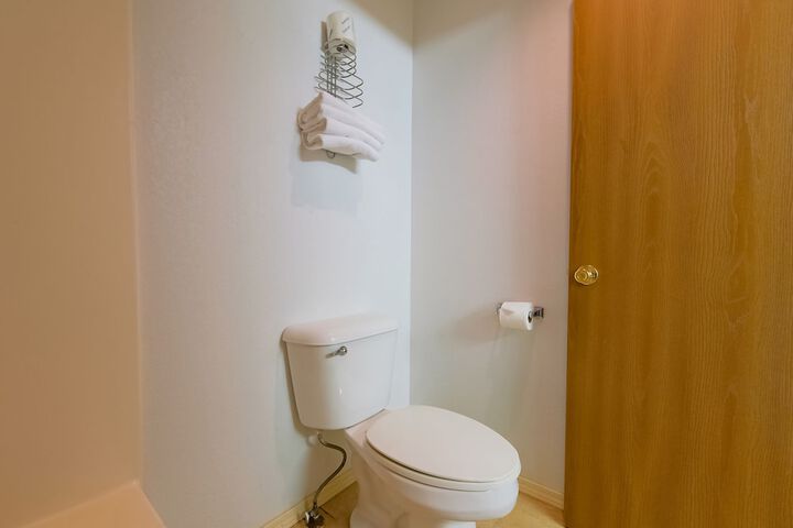 Room 50 of 111