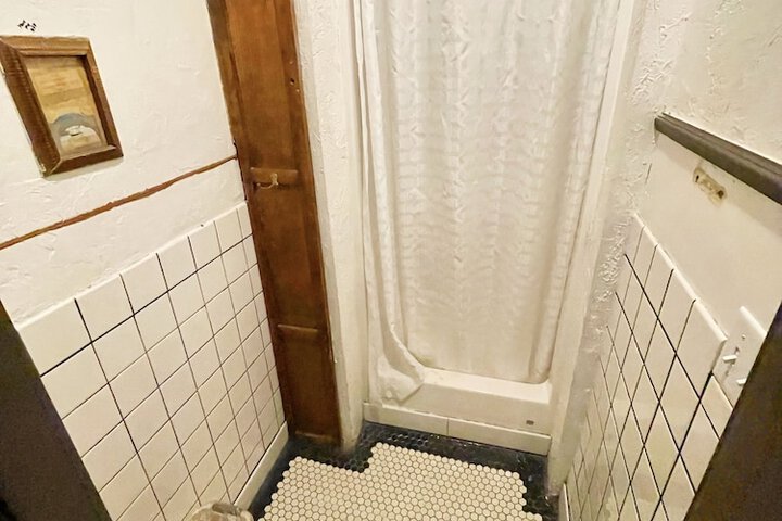 Room 31 of 92
