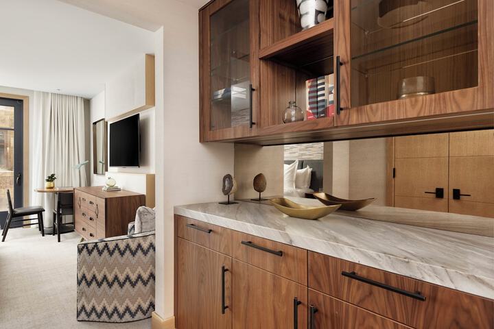 Four Seasons Resort and Residences Vail