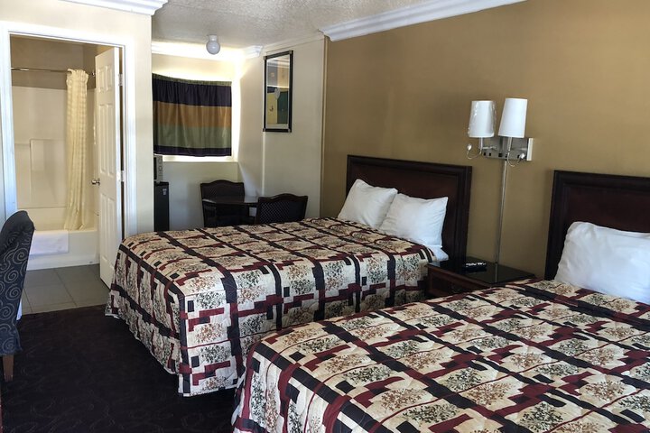 Room 19 of 37