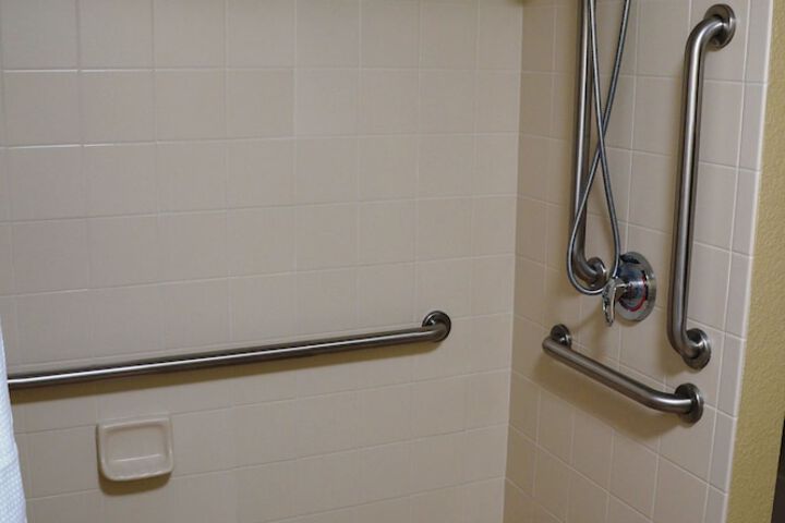 Room 46 of 61