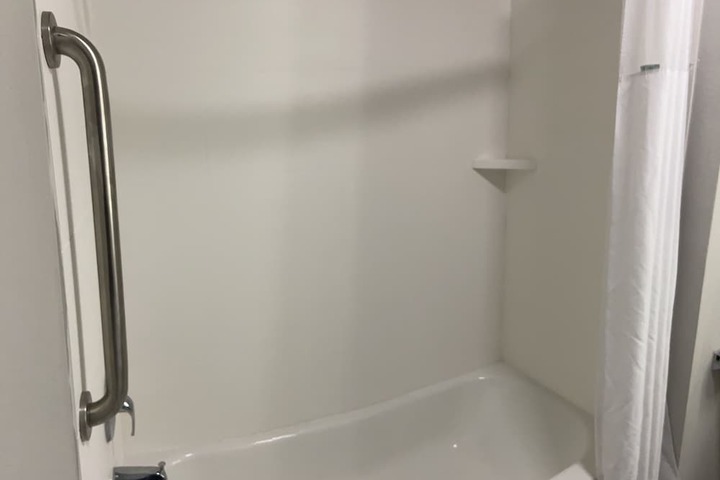 Room 18 of 22