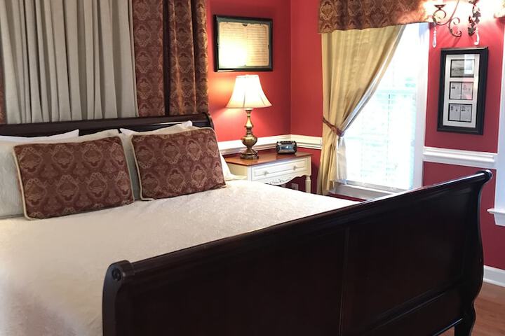 Room 81 of 116