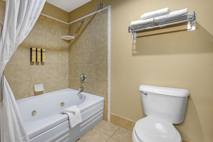 Best Western Plus Prairie Inn