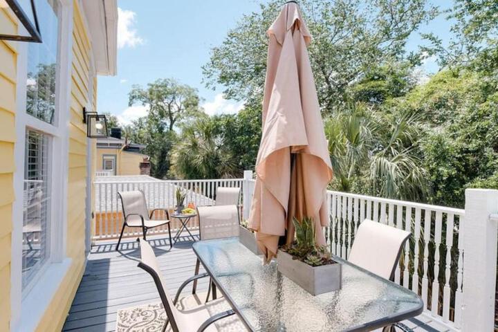 111 Waldburg street Beautifully Renovated Historic 5 bedroom 5 bath
