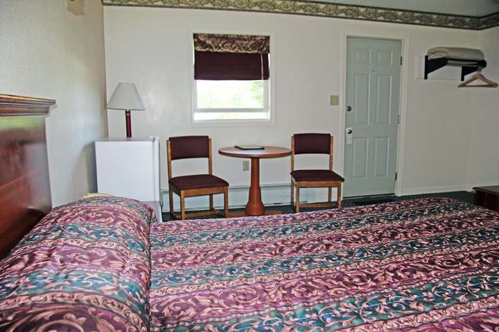 Room 19 of 40