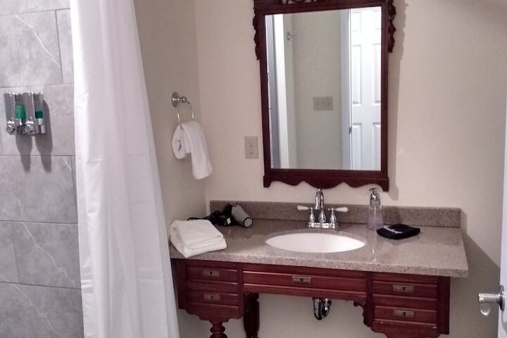 Room 26 of 41