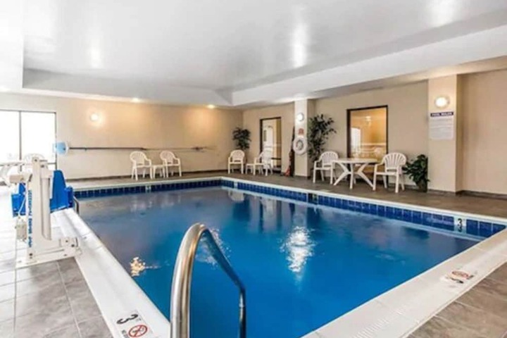 Pool 6 of 61