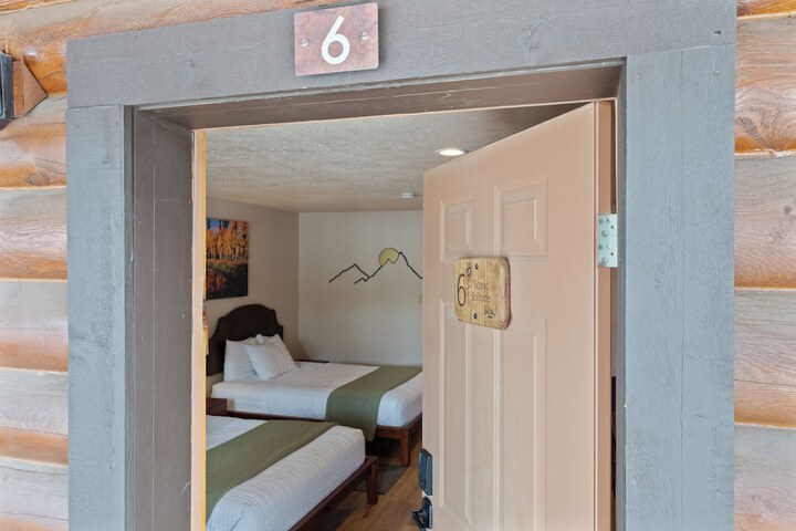 Room 29 of 120