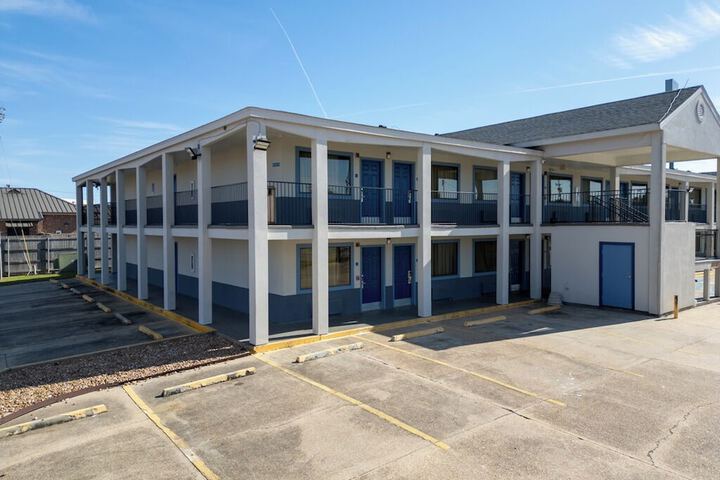 Deluxe Inn & Suites Morgan City