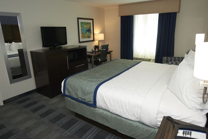 Room 40 of 66