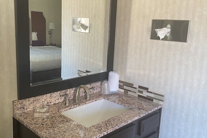 Room 31 of 53