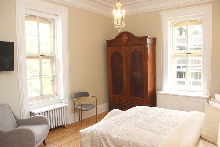 Room 7 of 22