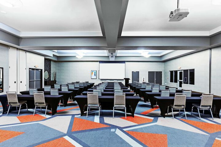 Hampton Inn Gardner Conference Center
