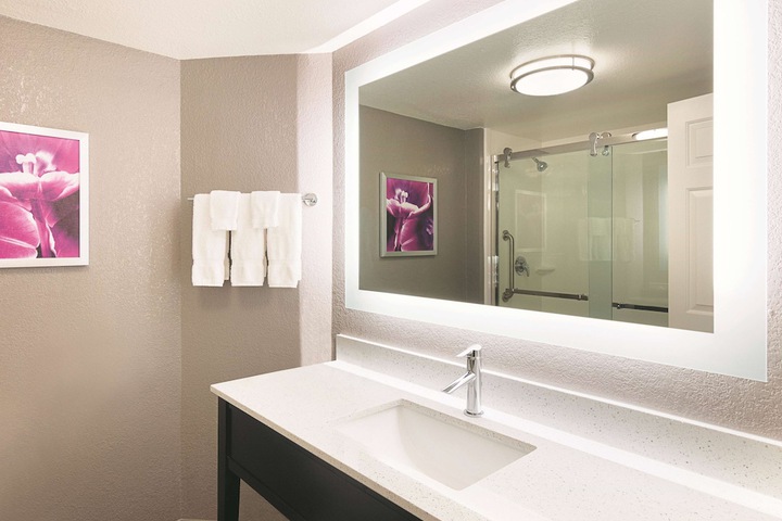 La Quinta Inn & Suites by Wyndham Atlanta Conyers