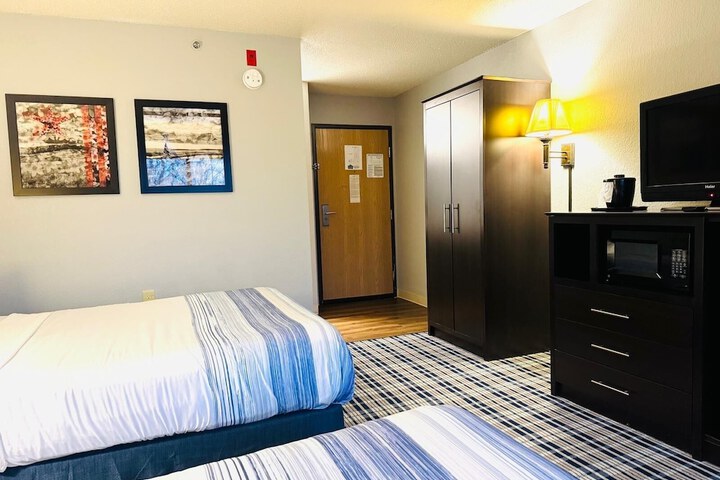 Room 21 of 43