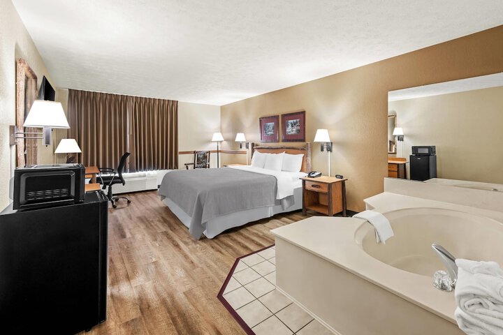 Quality Inn & Suites Big Stone Gap