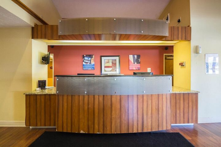 Motel 6 Indianapolis IN - Airport