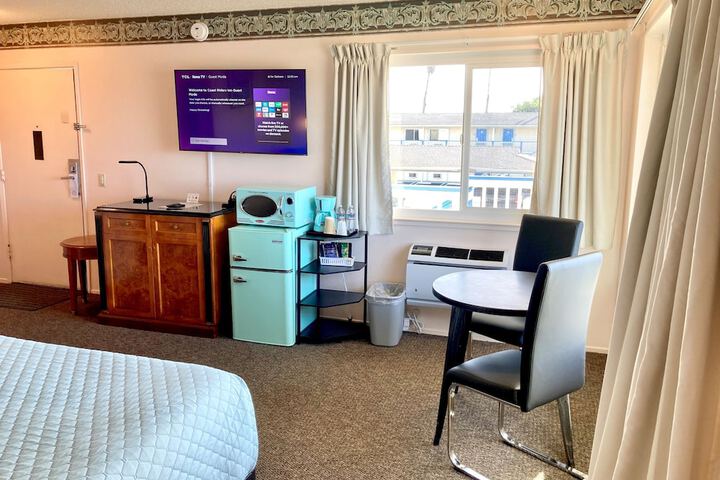 Coast Riders Inn