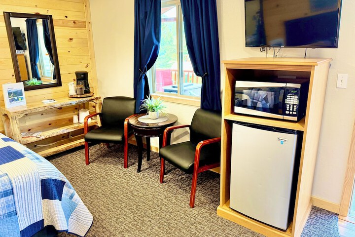 Mountain View Lodge & Cabins