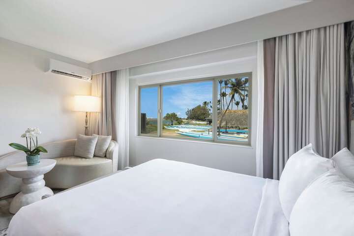 Maui Seaside Hotel