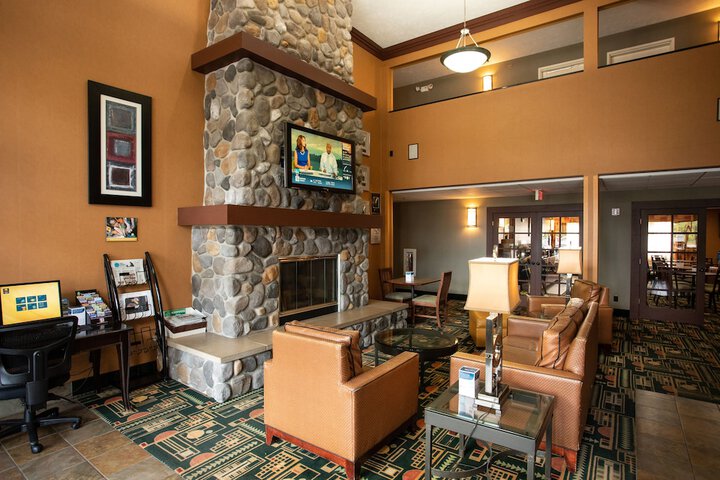 Hotel Interior 10 of 42