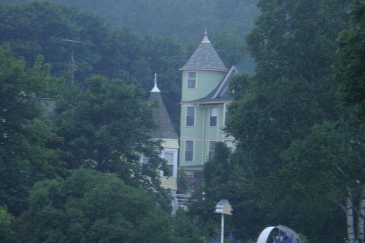 Hotel 4 of 113