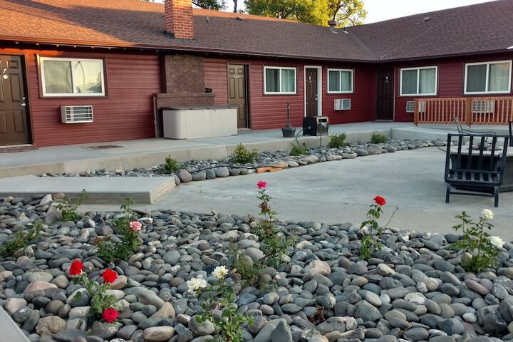Cattlemen Motel