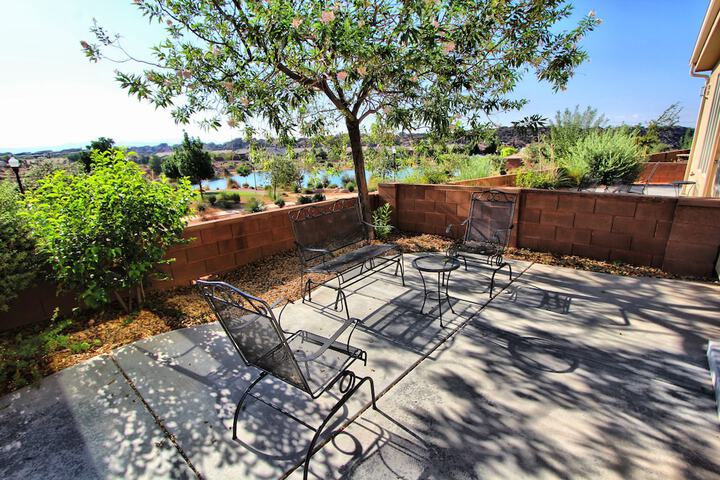 Terrace/Patio 20 of 24